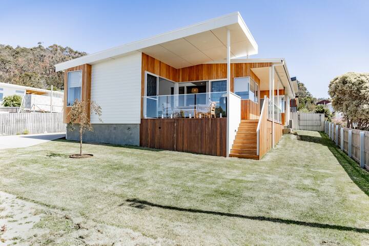 Discover – Ebenezer Bicheno