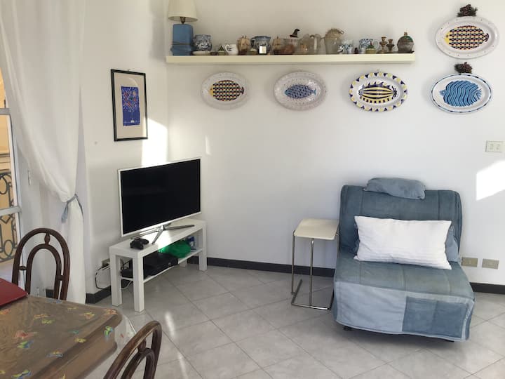 Seafront Apartment - Varazze