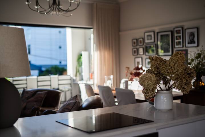 Central 2 bedroom apartment gallery image 3