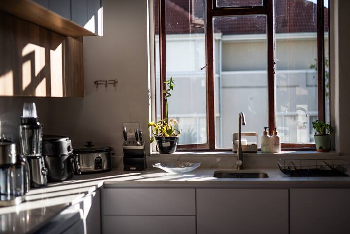 Central 2 bedroom apartment gallery image 4