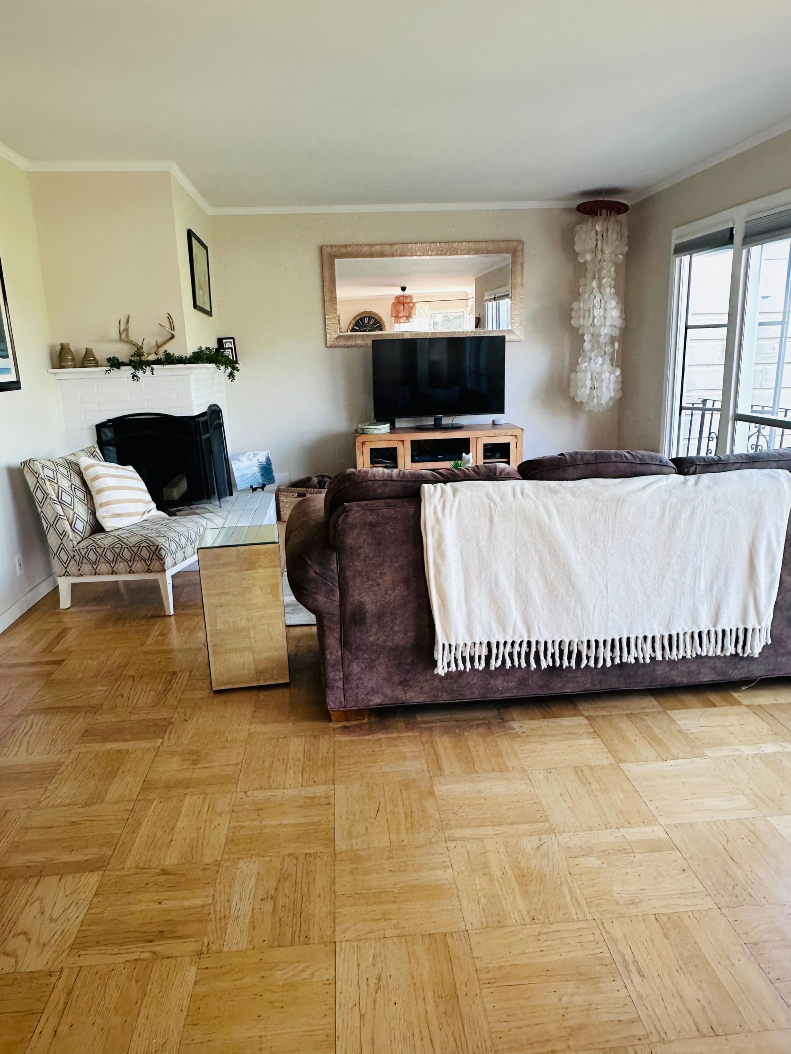 Condo in San Francisco · ★4.57 · 2 bedrooms · 3 beds · 1 bath - Image 4