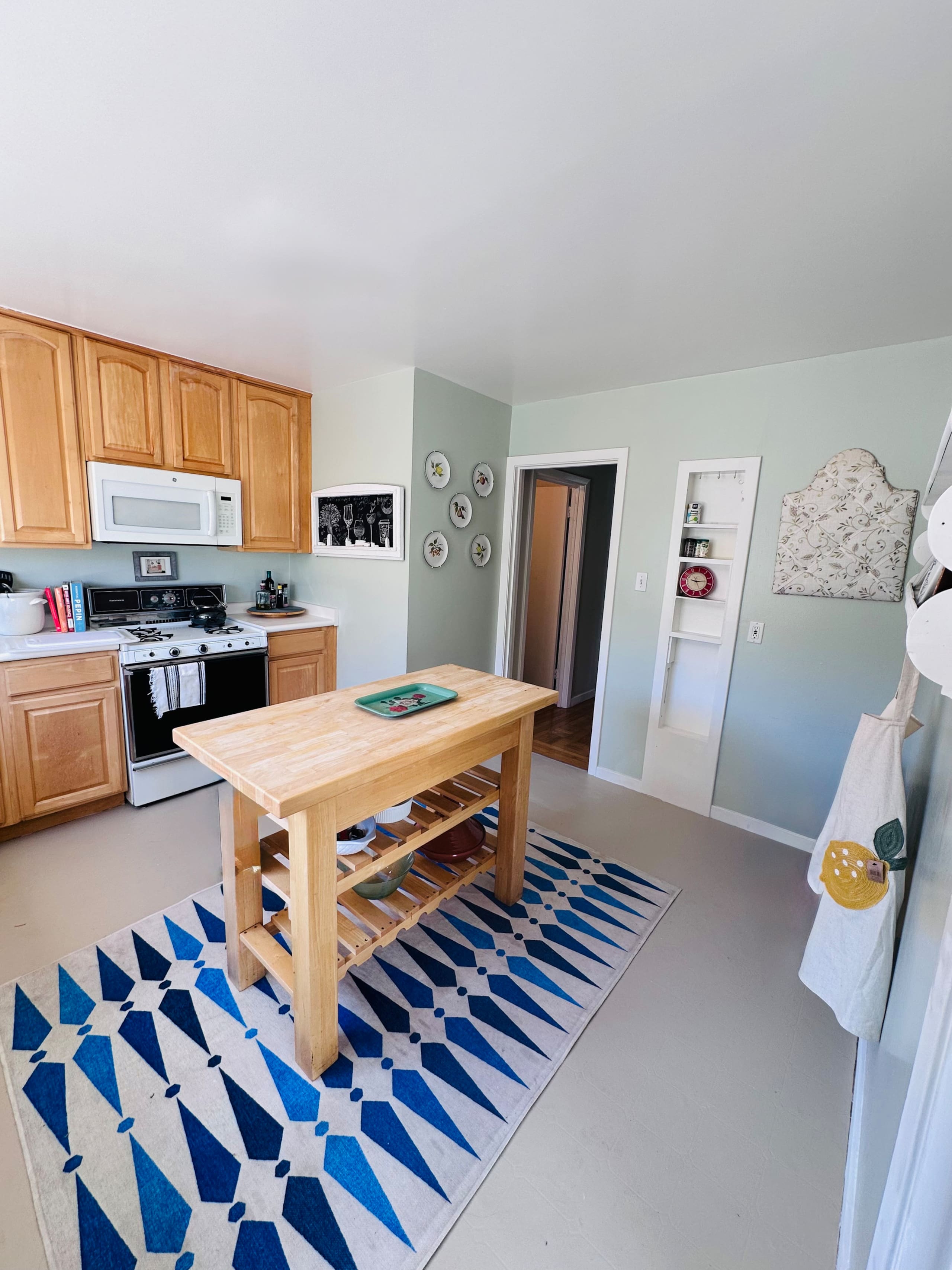 Condo in San Francisco · ★4.57 · 2 bedrooms · 3 beds · 1 bath - Image 8