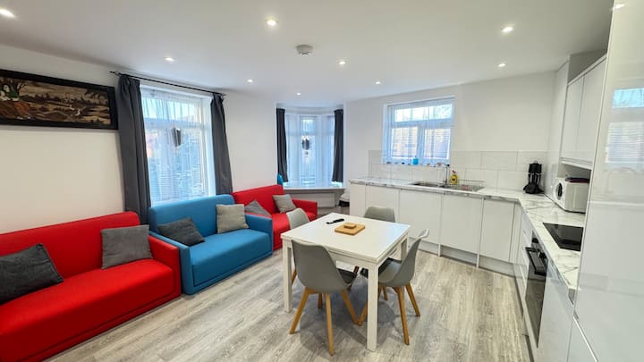 Flat 2 - 24 Cliff Road - Cromer