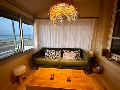 Top Airbnb: Historic house Waterfront, 7 people in Bernières Sur Mer