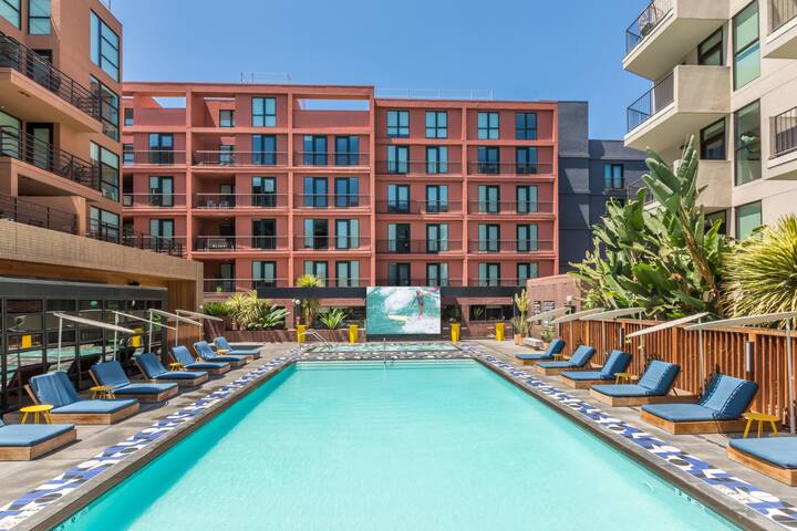 Above the Stars Luxury Oasis