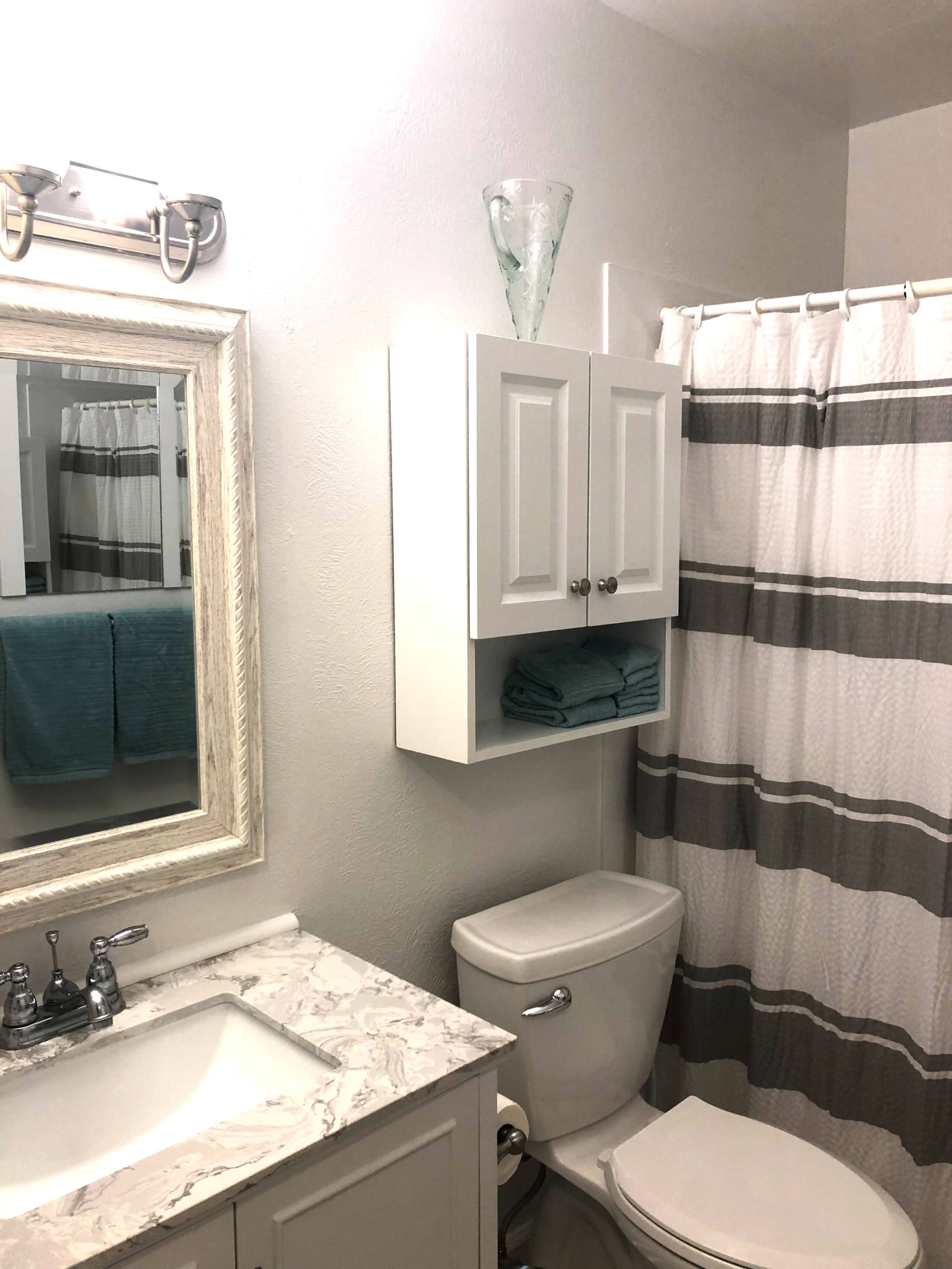 Home in Kahuku · ★4.79 · 1 bedroom · 3 beds · 2 private baths - Image 8