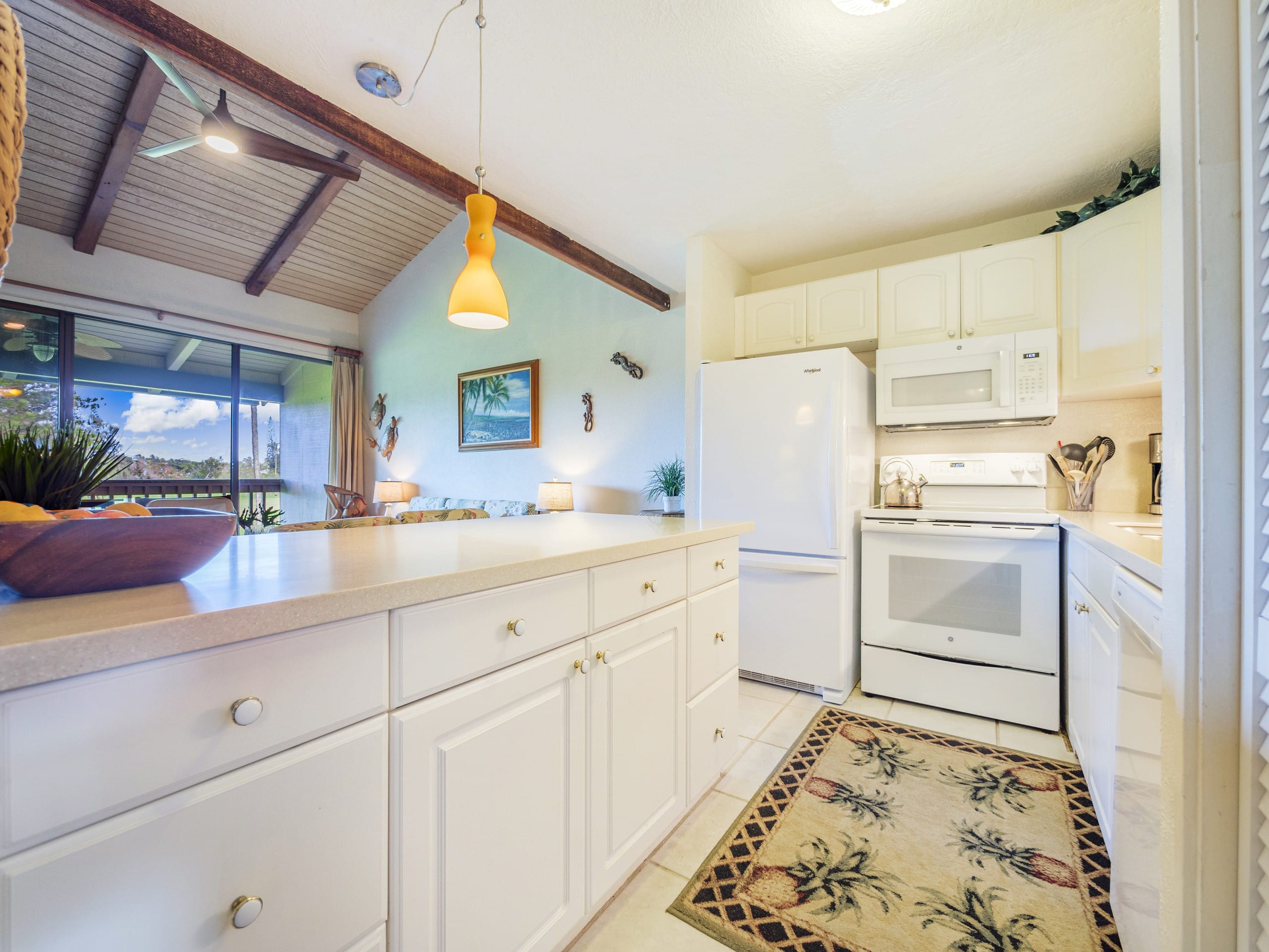 Home in Kahuku · ★4.79 · 1 bedroom · 3 beds · 2 private baths - Image 4