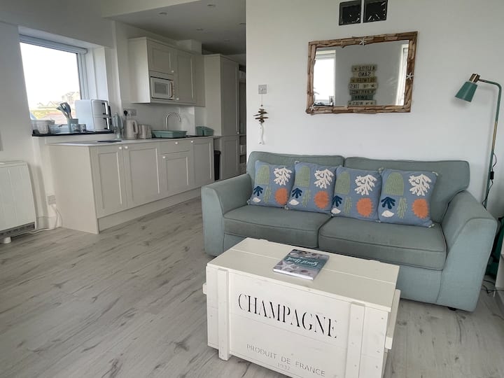 Stunning Sea Views - Bijou Bolthole Cape Cornwall - Sennen