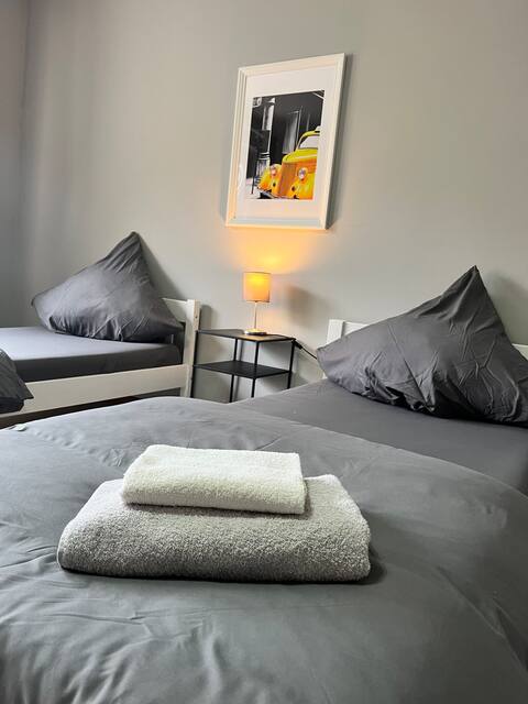 Apartment Central 10E 90qm Wi-Fi free Parking