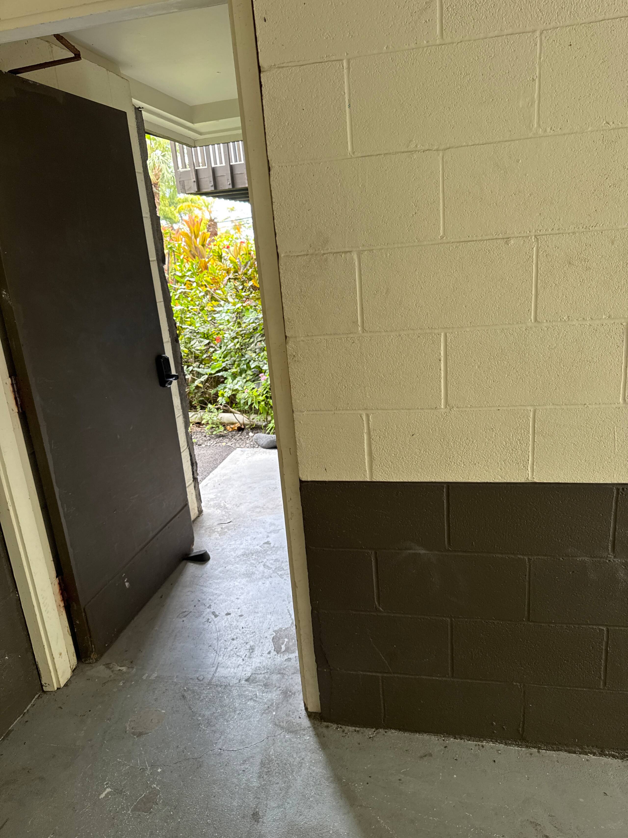 Townhouse in Kailua-Kona · ★4.93 · 1 bedroom · 2 beds · 1.5 baths - Image 6