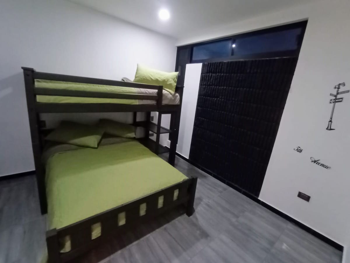 საძინებელი 2