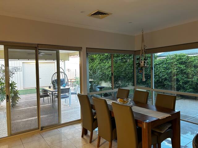 Diggers and Dealers gallery image 5