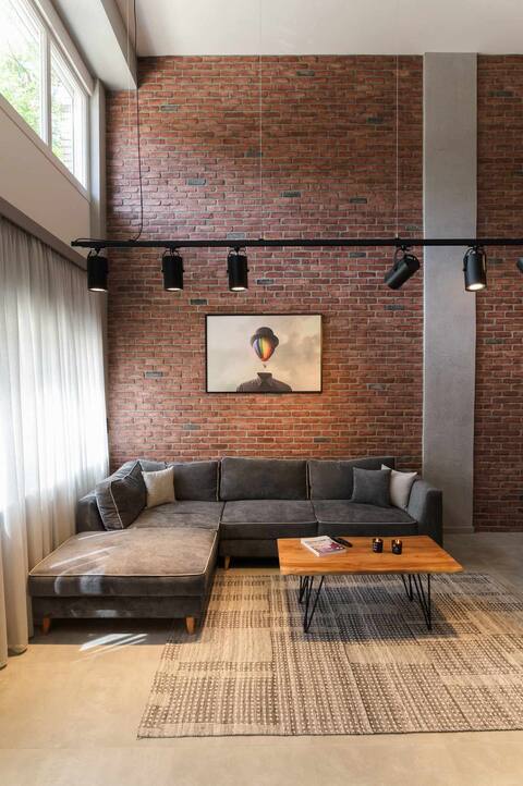 Loft12