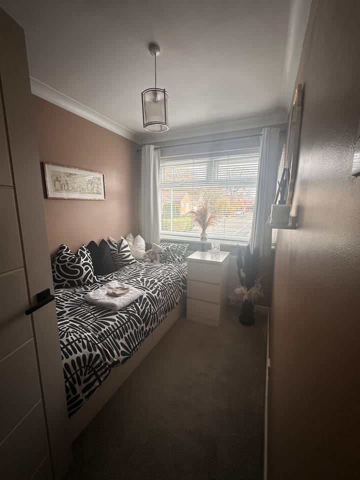 საძინებელი 3