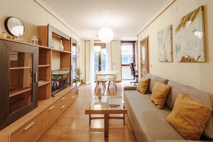 Apartamento Con Balcón, Luz Natural - Madrid