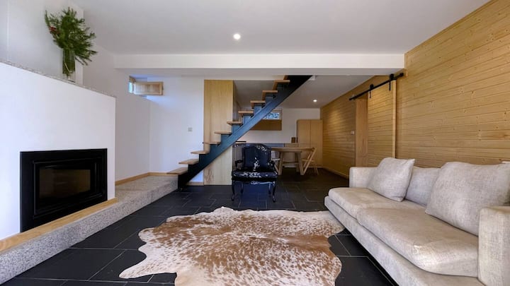2br Chalet At 1506m | Fireplace - Covilhã