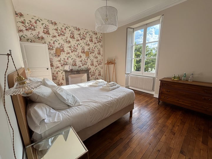 La suite principal contigua al baño 1.