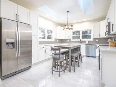 Family friendly Lakehouse - 30 min. from UTK