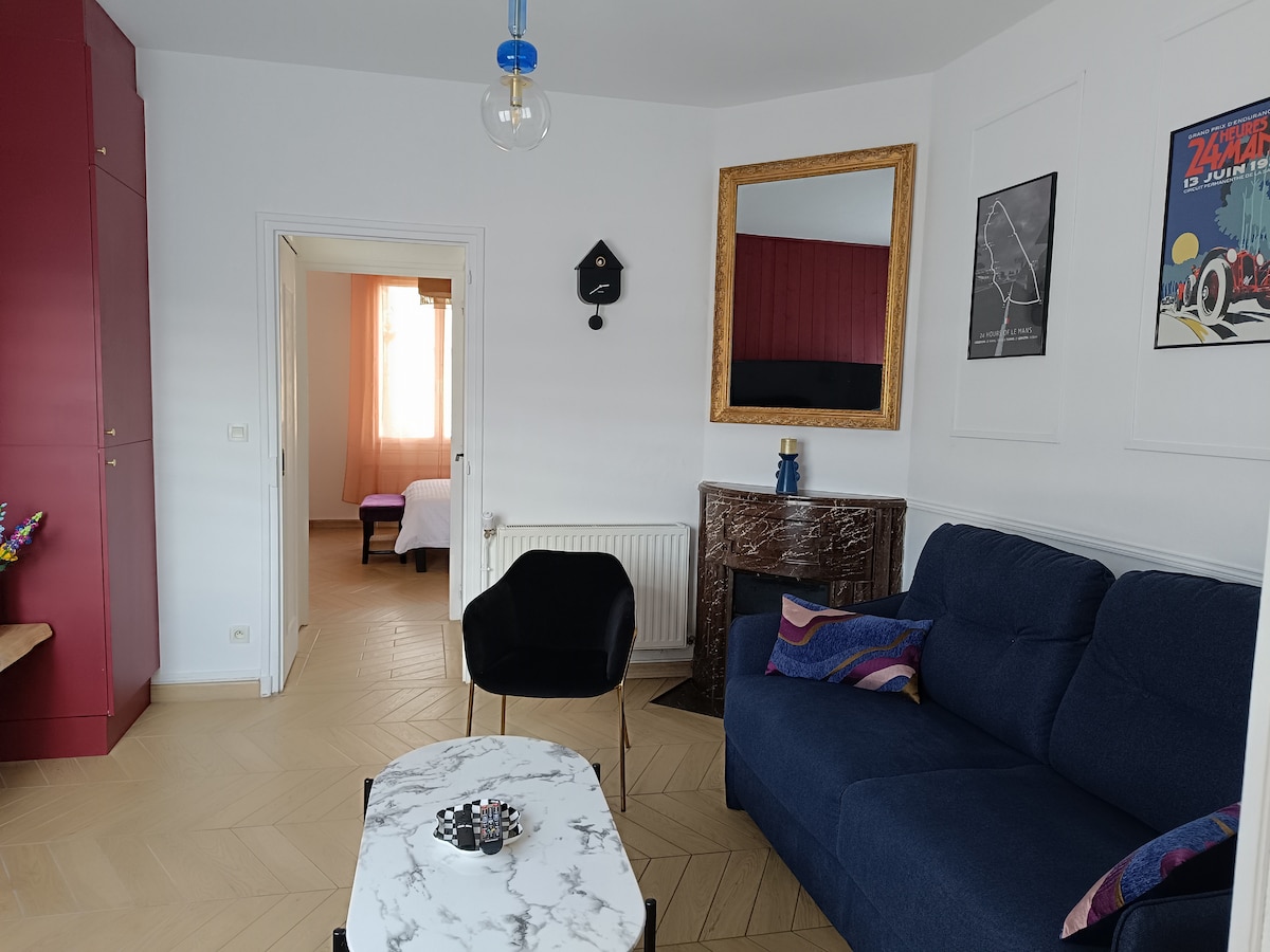 Top performing Airbnb: Le Mans Close to Circuit. On foot or by car in Le Mans