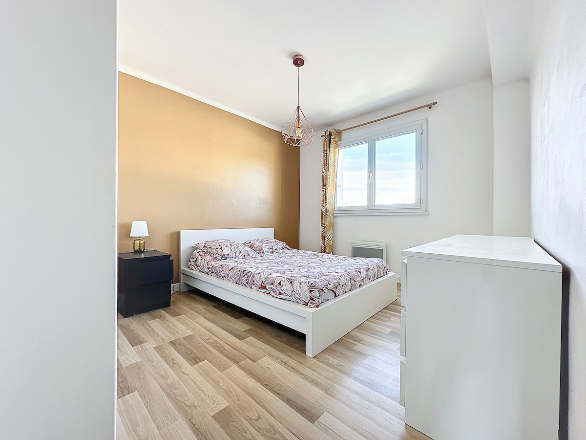 Dormitorio 1 con armario 