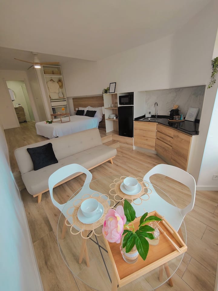 Pineda Apartamento De Playa - La Pineda
