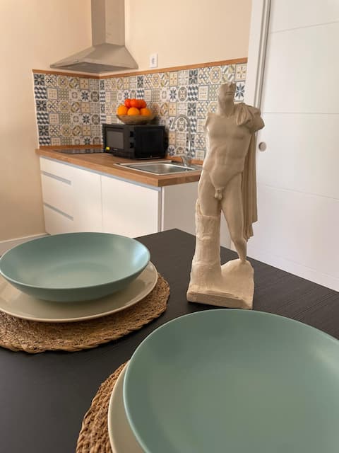 Popular Airbnb listing: Lola Flores's Little Apartment in Seville