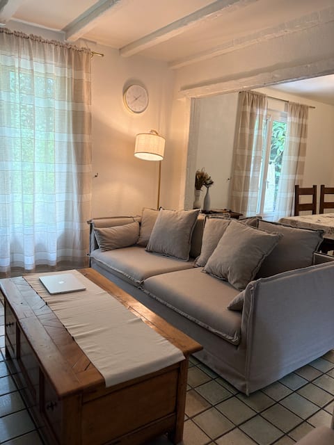 Country house - Close to the Exhibition Center