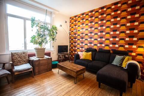 The Vintage Family Home with Garden