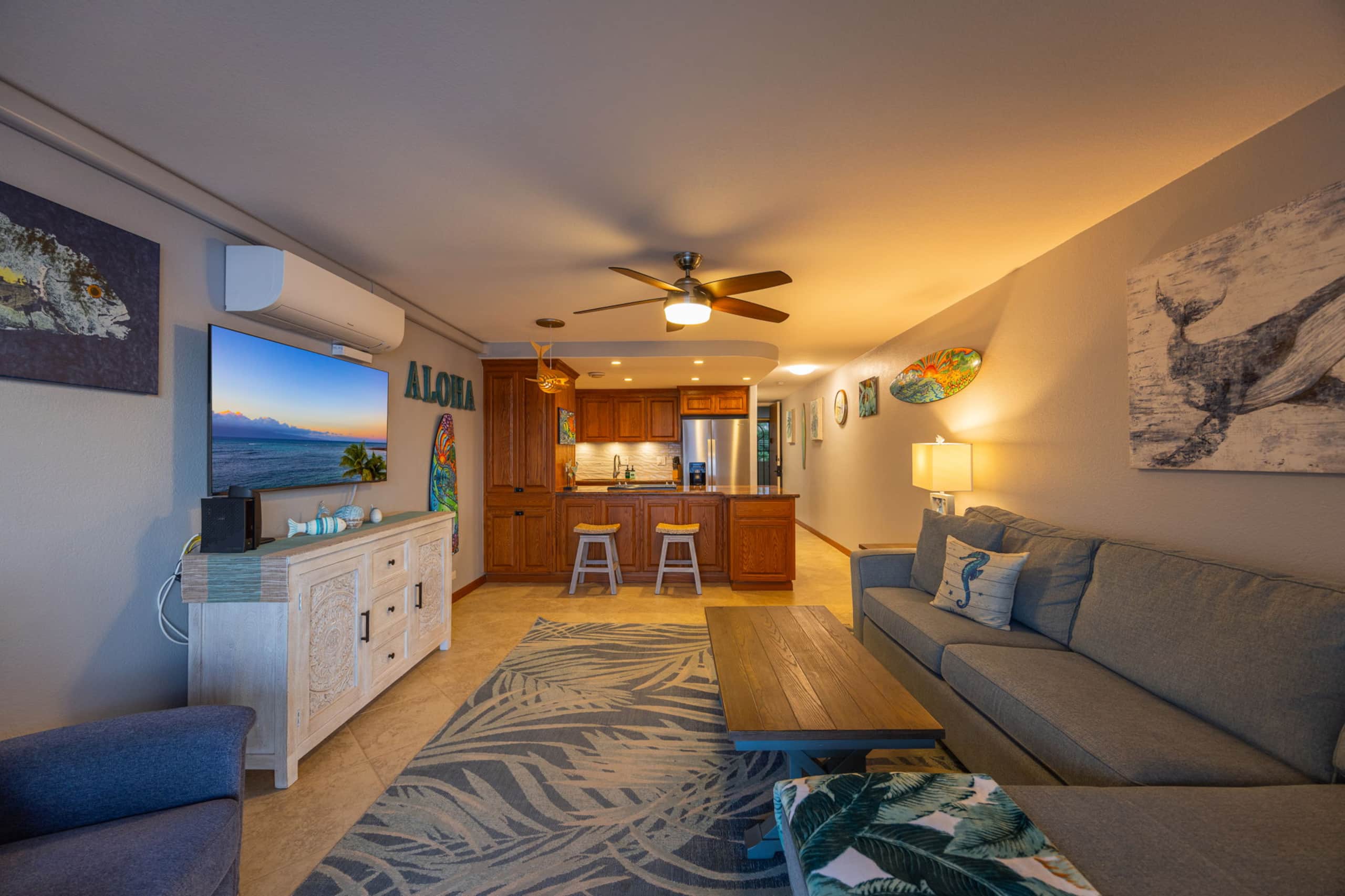 Condo in Lahaina · ★4.99 · 1 bedroom · 2 beds · 1 private bath - Image 5
