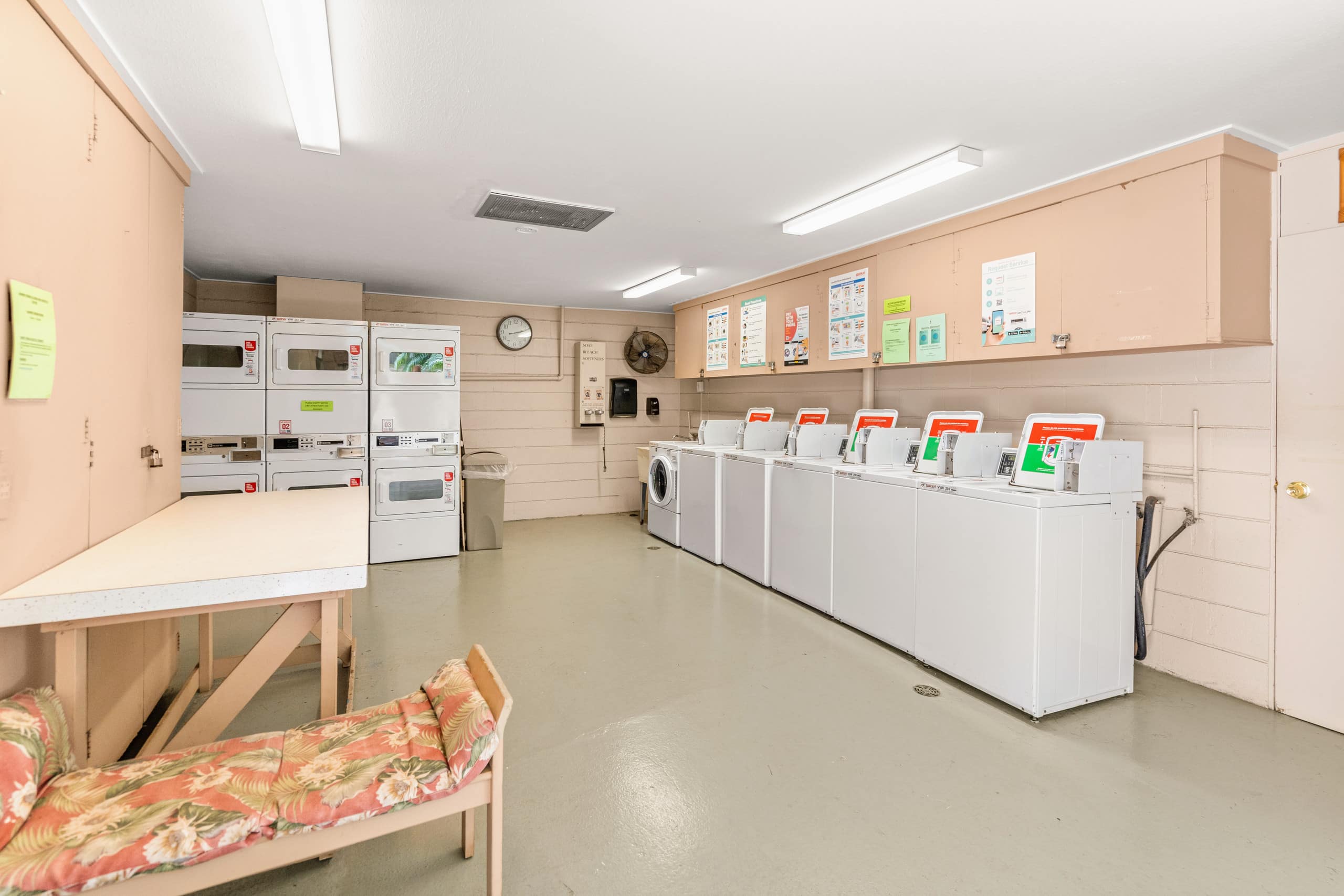 Condo in Lahaina · ★4.99 · 1 bedroom · 2 beds · 1 private bath - Image 46