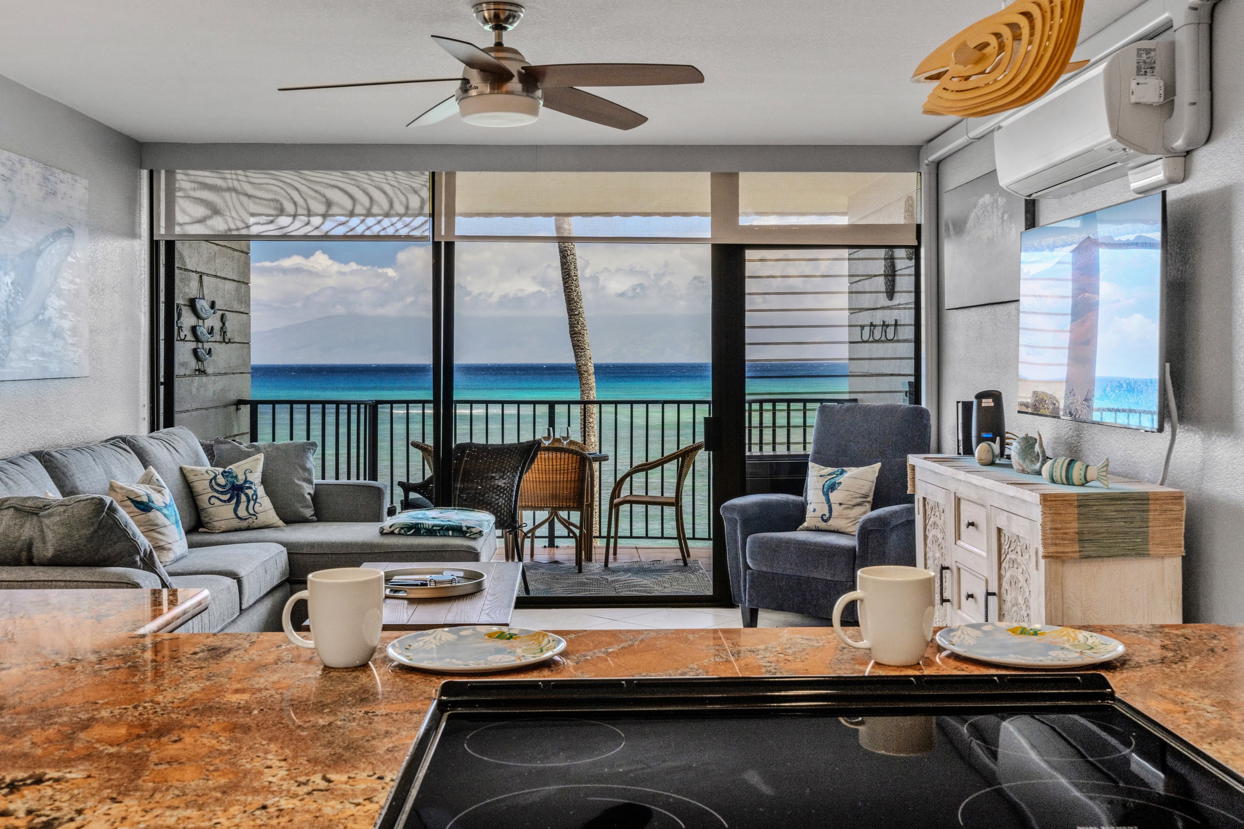 Condo in Lahaina · ★4.99 · 1 bedroom · 2 beds · 1 private bath - Image 47