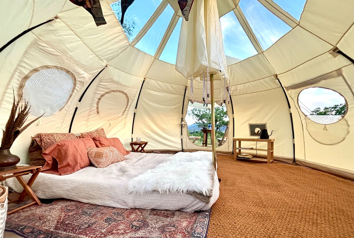 The Astral Lotus is surprisingly spacious, due to an innovative design that enables 4 foot stand up height walls, so there is more usable space in a smaller structure. The center i