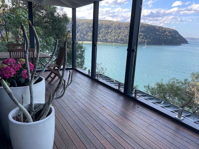 Hideaway Great Mackerel Beach