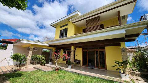 2-Storey House (Longstay is accepted with Discount