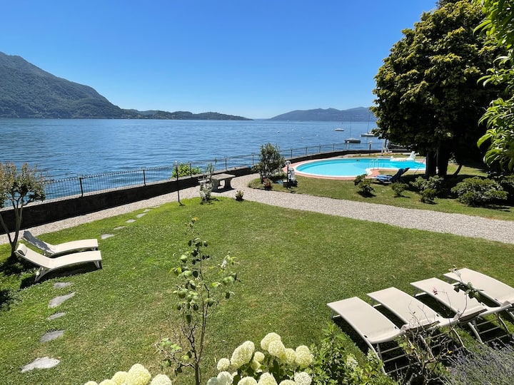 Beautiful villa Lago Maggiore - Direct lake access