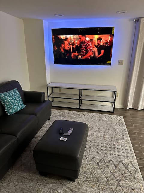 Studio Suite Private Space 8 Mins From Downtown