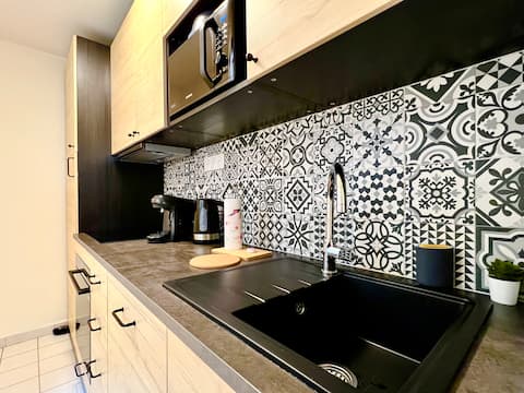 Successful Airbnb property: Le petit Marcel – large 2-room – hypercentre in Aube