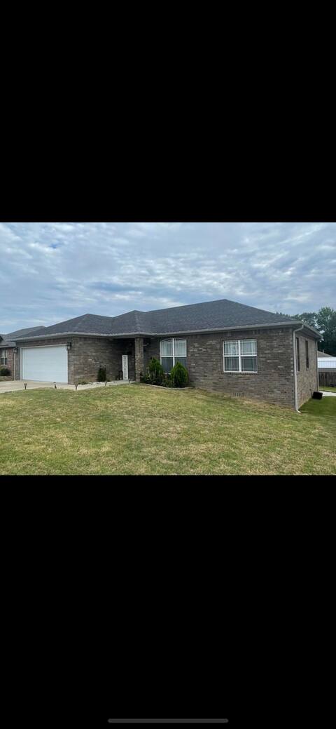 203 Ashford *Eclipse*