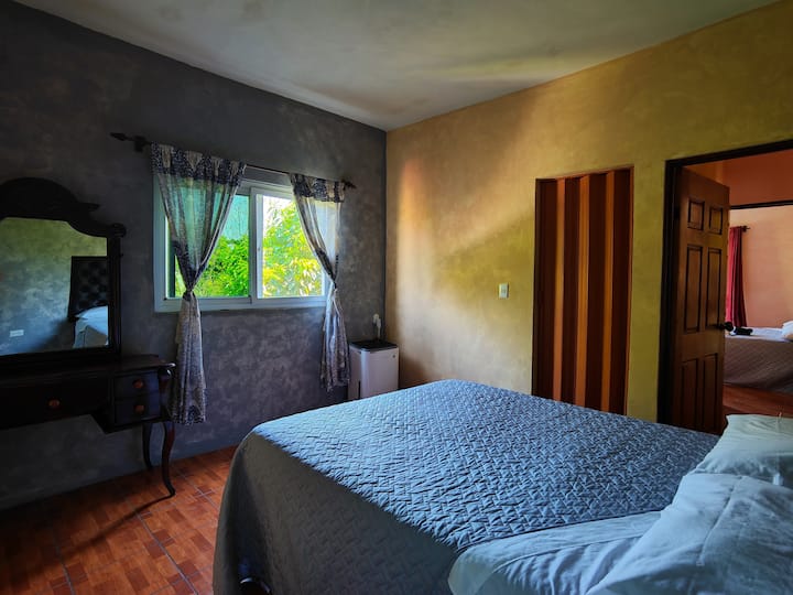 საძინებელი 4