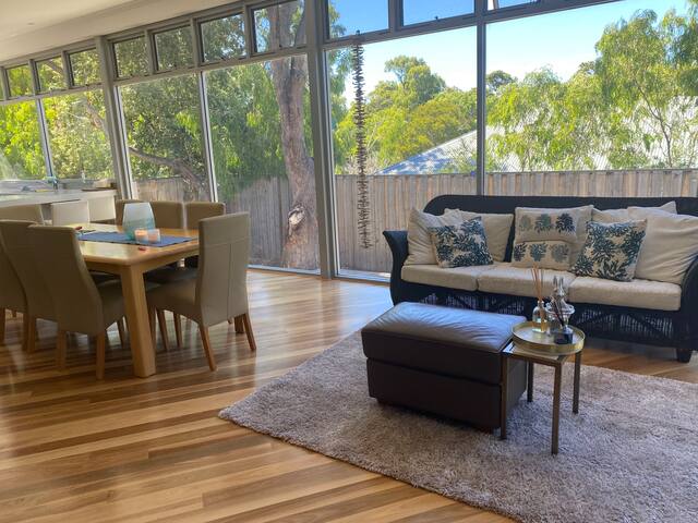 Spectacular EagleBay Family Home