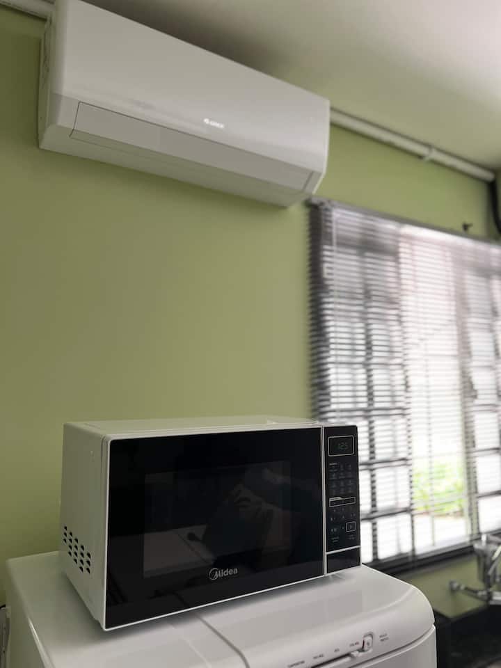 Studio 07 - Próx A Uem, Com Ac, Wifi - Sem Garagem - Maringá