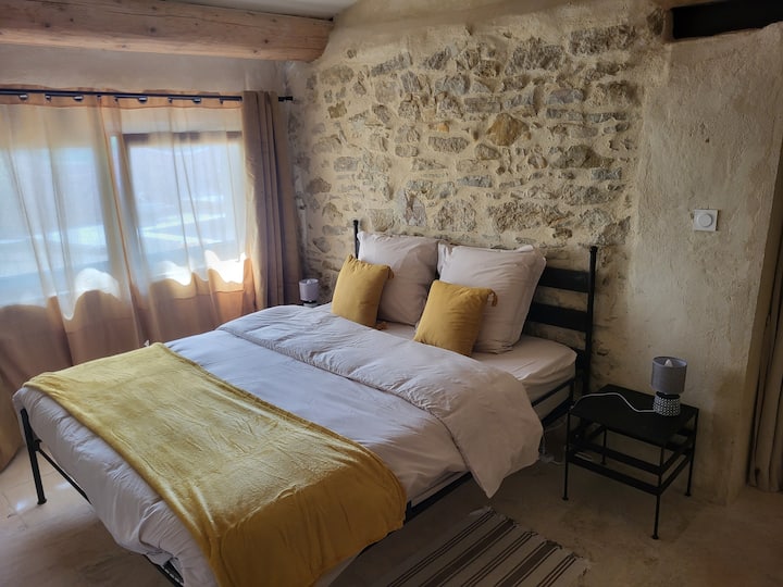 Dhomë gjumi 4