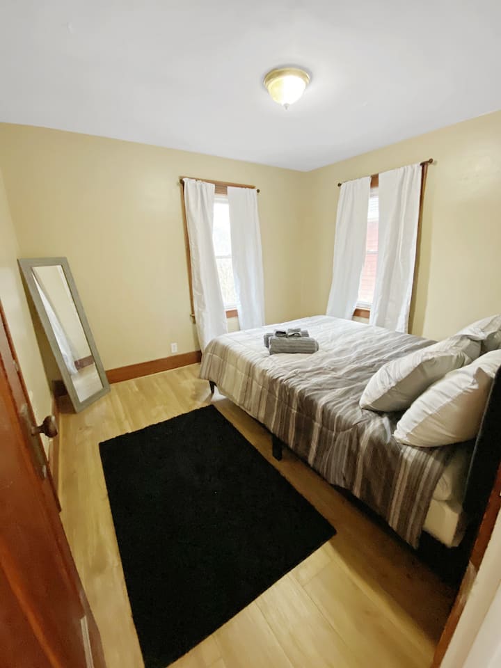 საძინებელი 3