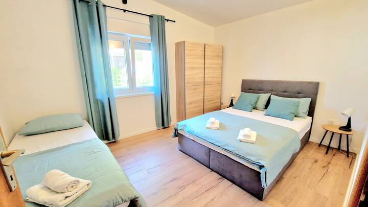 საძინებელი 1