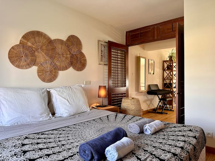 Chambre 3 - Linge de lit et de toilette inclus.