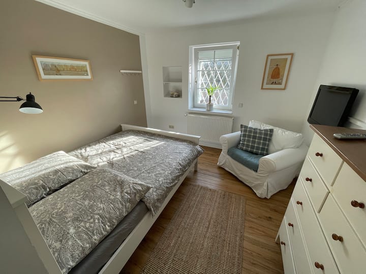 Schlafzimmer 2