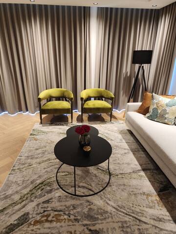 Luxury 2 bedroom Apartment in Nine Palms gallery image 3