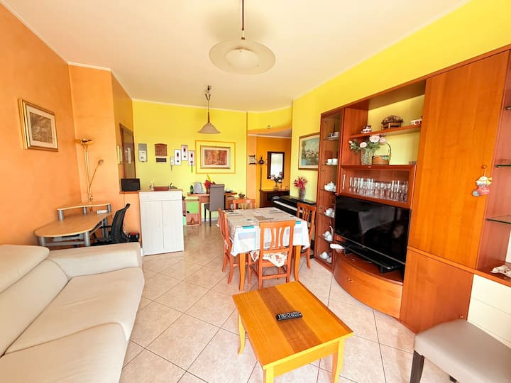 Appartamento Accogliente - Milan Linate Airport (LIN)