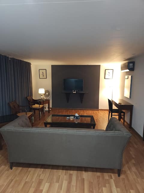 C-1 
Elegant space Best located