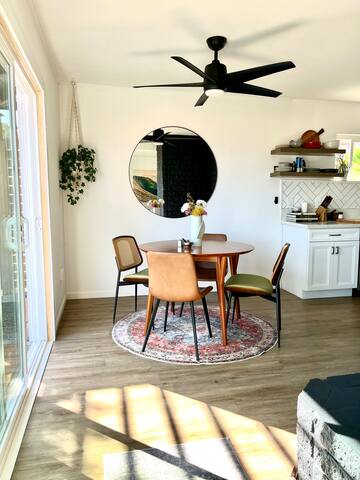 Ocean View, La Jolla Home, Mid-Century Charm gallery image 4